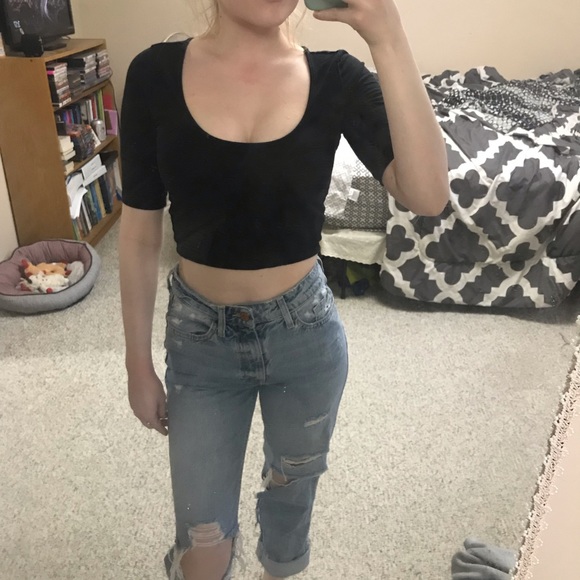 Black crop top - Picture 2 of 3